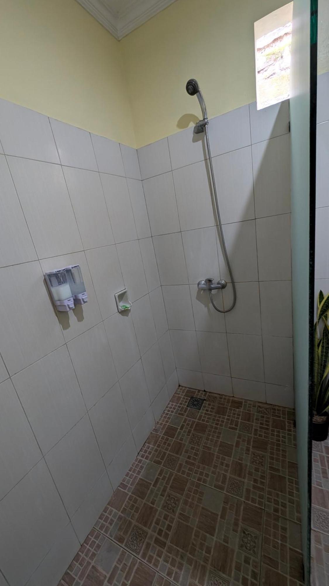 Krisda Ubud Guest House Ngoại thất bức ảnh