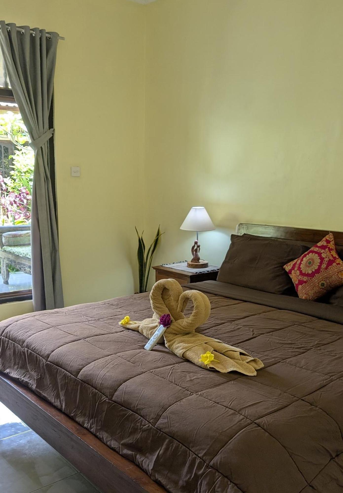 Krisda Ubud Guest House Ngoại thất bức ảnh